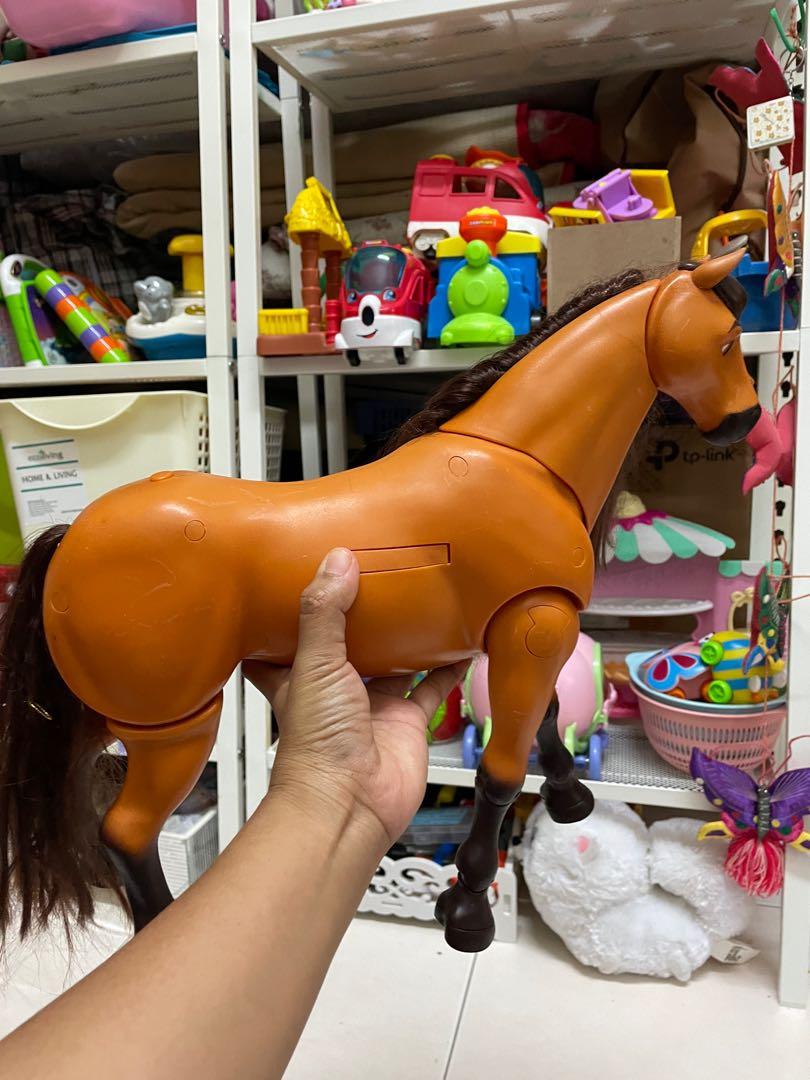 Deluxe walking 2025 spirit horse