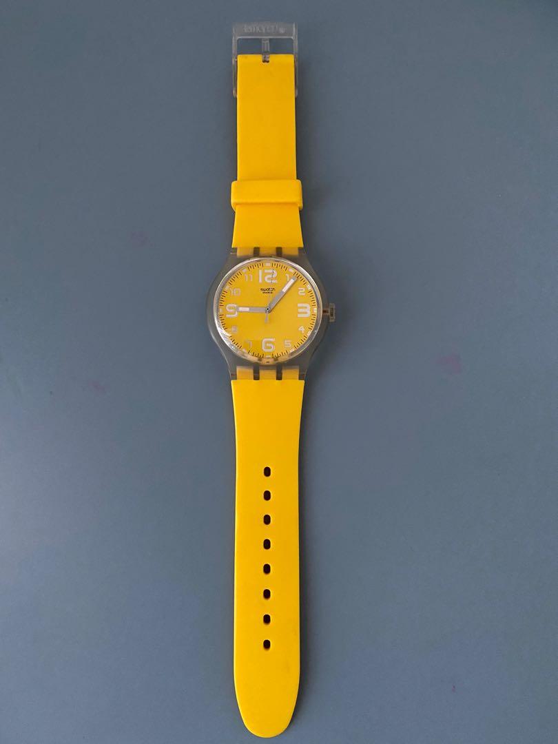 Swatch in yellow X Large 44mm