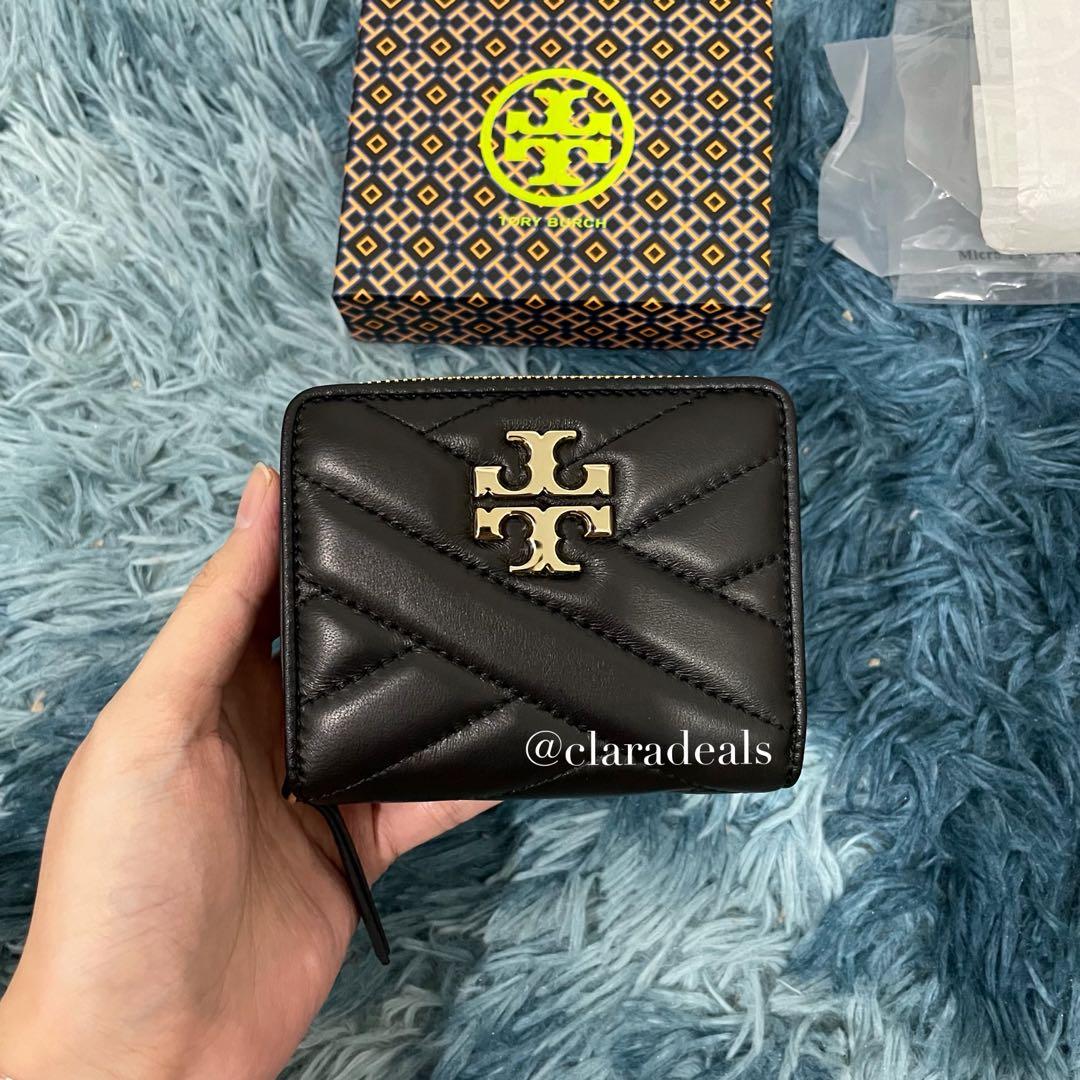 Tory Burch Kira Chevron Mini Wallet, Women's Fashion, Bags & Wallets, Purses  & Pouches on Carousell