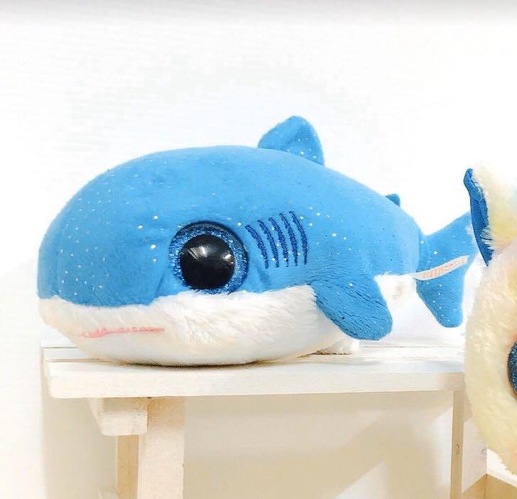 Ty beanie boo shark top