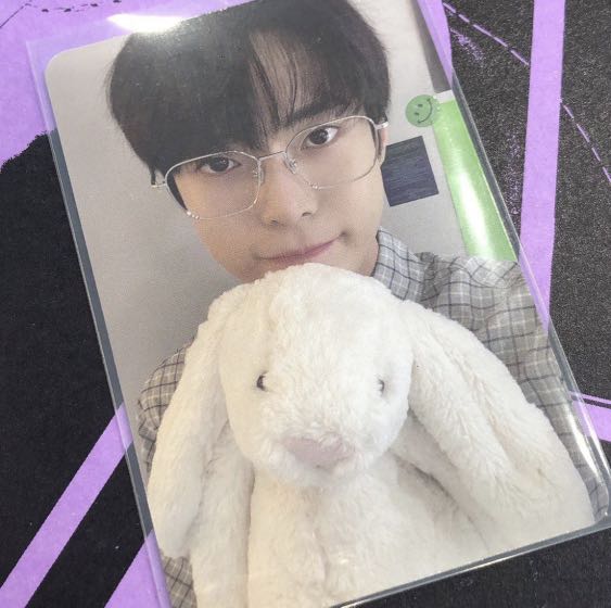 [WTB/LFS] NCT 127 DOYOUNG STICKER VER PC, Hobbies & Toys, Collectibles