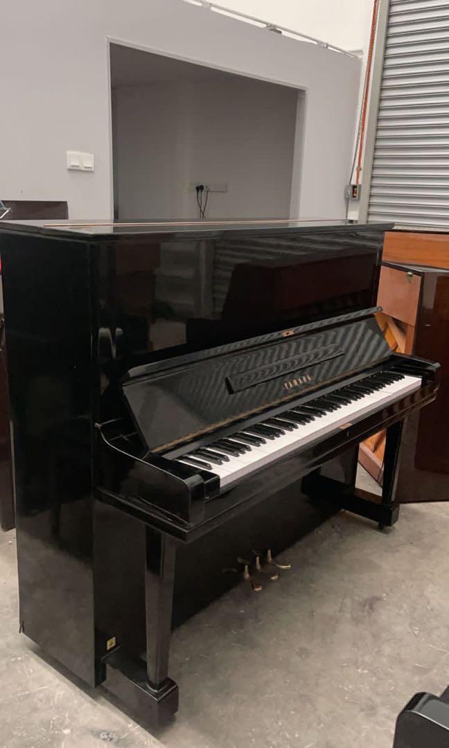 Yamaha U3E upright piano cheapest in town, Hobbies & Toys, Music