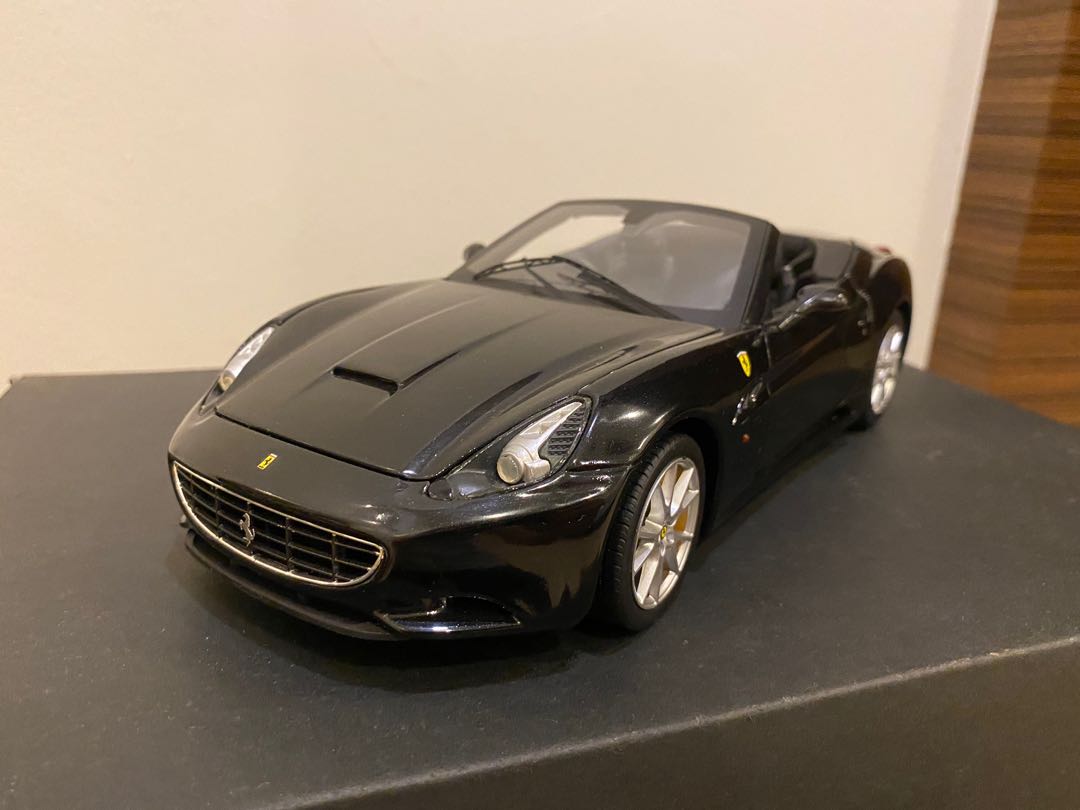 ミニカー Ferrari California e Michael 1/18 Bburago 1:18 Ferrari California T Closed Top Signature