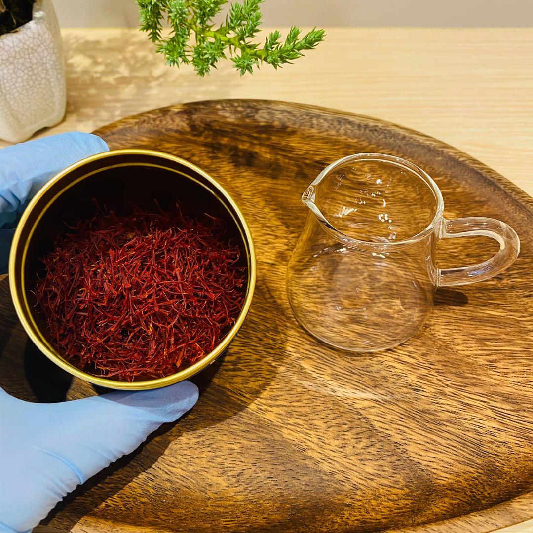 頂級伊朗藏紅花 22 克 特級伊朗藏紅花 18 克 健康及營養食用品 健康補充品 健康補充品 保健食品 飲料和補品 Carousell