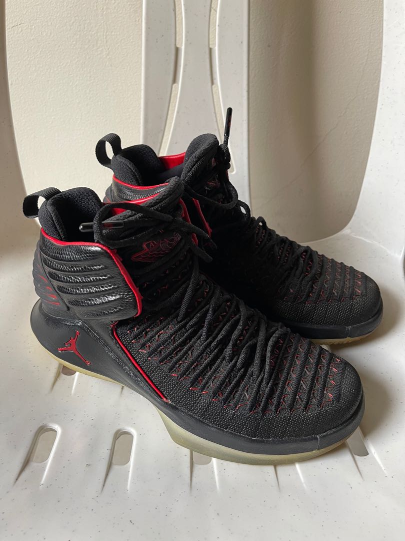 Jordan xxxii bred hotsell