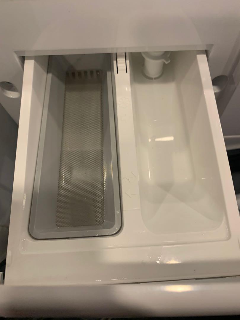 (Brand new,display set)WHIRLPOOL WFRB802AHW FRONT LOAD WASHER (8KG), TV