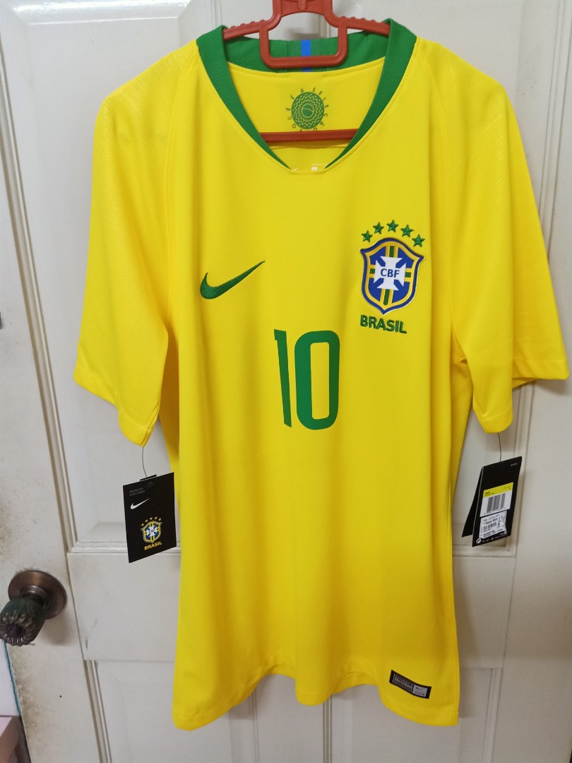 Brazil 2020 home shirt BNWT, Men's Fashion, Activewear on Carousell