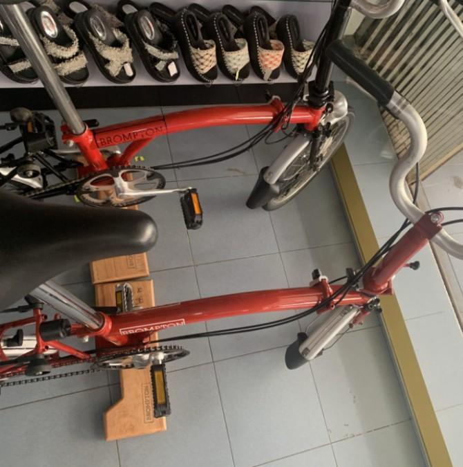 Brompton second clearance