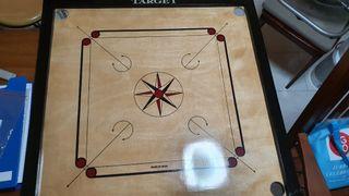 Carom board