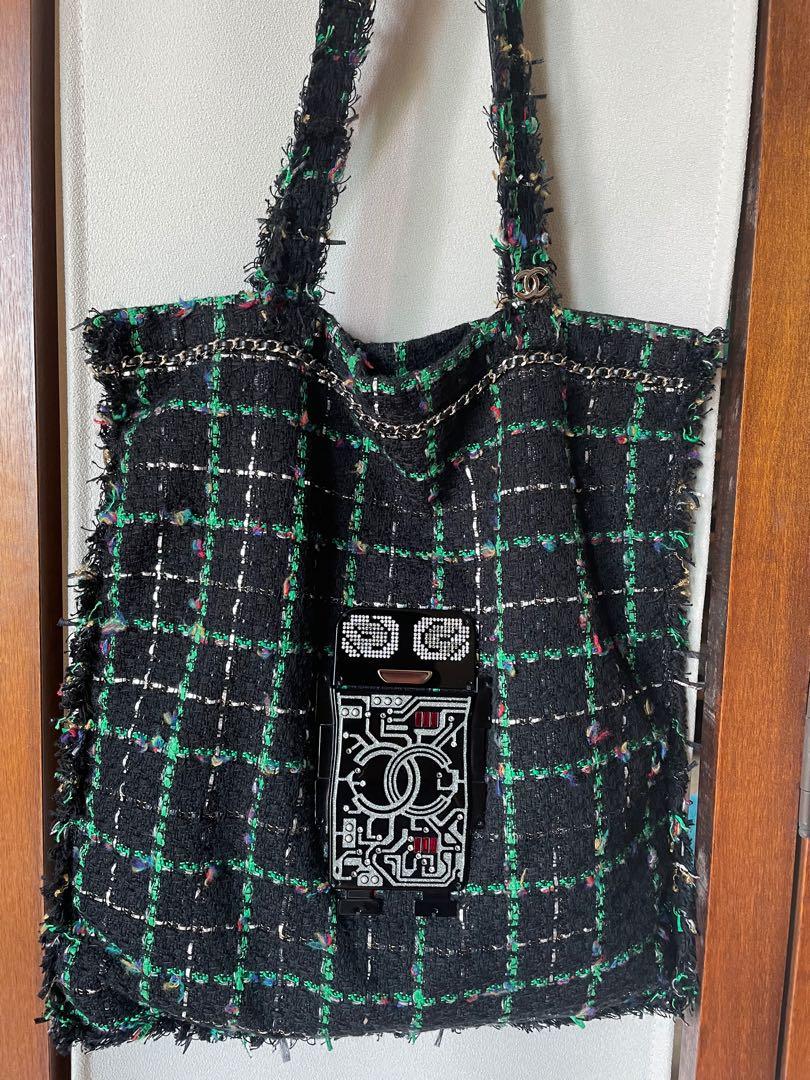 Chanel petite shopping tote price hotsell 2017