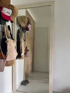 (Category: ) located in . Submitted by sukim88 (Listing ID 1114393722, Image 1). Description: .