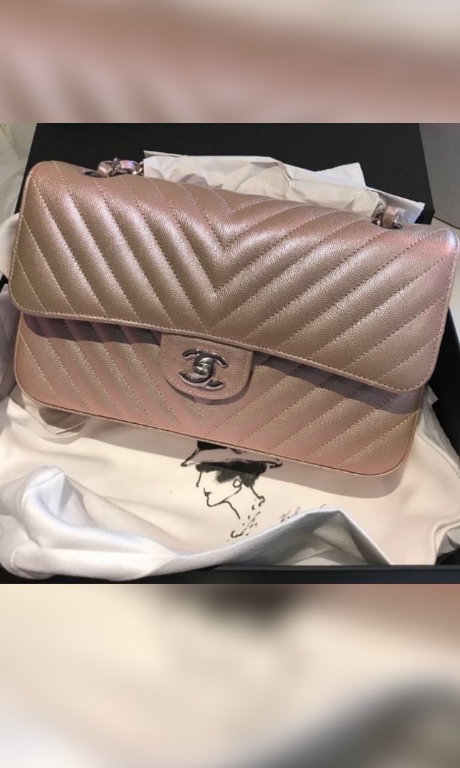 lv mini capucines