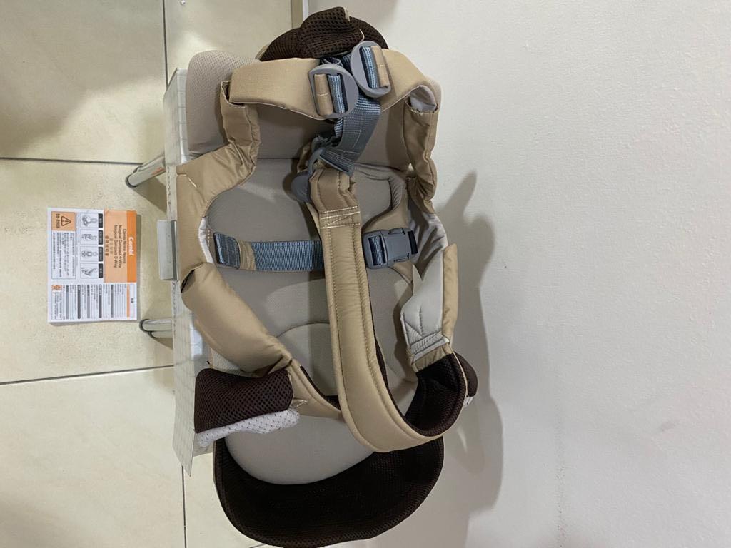 Combi Magical Compact 4 Way Baby Soft Carrier Japan Original, Babies