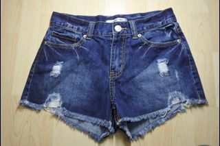 (Category: ) located in . Submitted by qnsbl (Listing ID 1114358549, Image 1). Description: .
