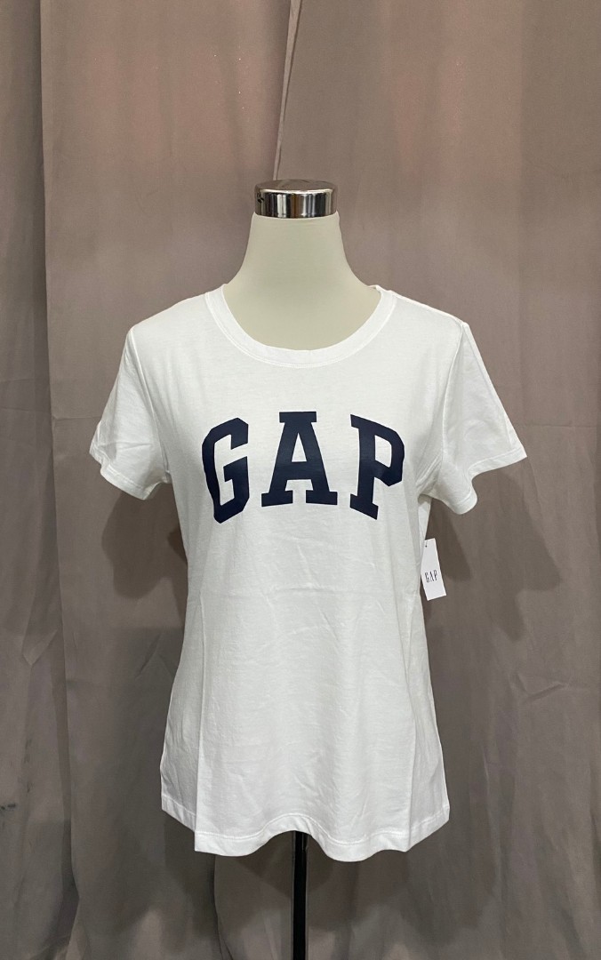 Gap white shop t shirt ladies
