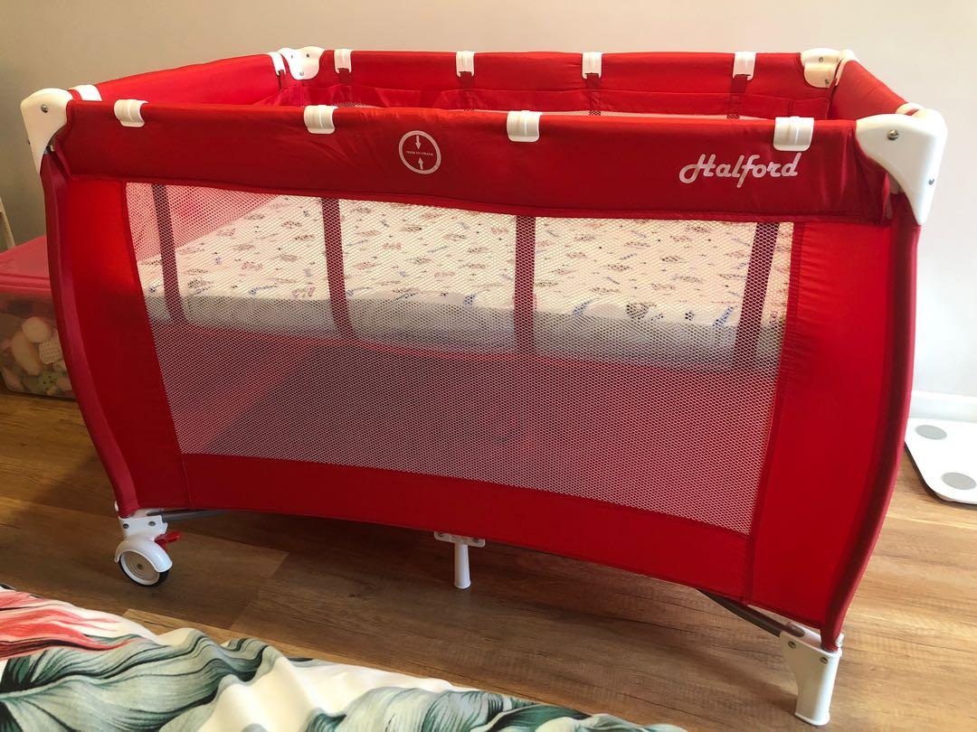 Halfords store travel cot