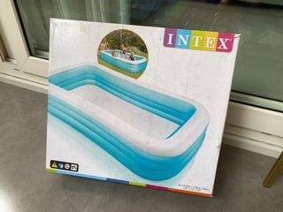 Intex Swim Center™ Family Pool, Ages 6+ (120 x 72 x 22 in)