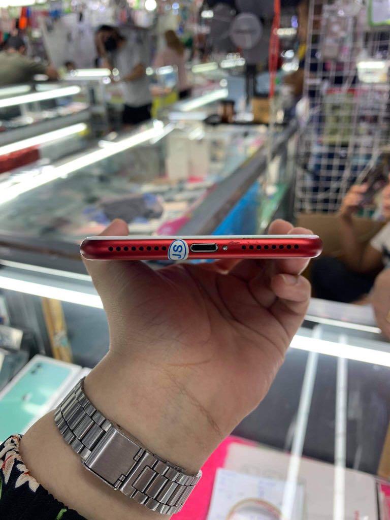 IPHONE 7PLUS 128GB FACTORY UNLCOKED (Category: iPhone 7 Series) located in Pasig City. Submitted by fairgadgetshop (Listing ID 1114377974, Image 1). Description: IPHONE 7PLUS 128GB FACTORY UNLOCKED -10/10 SMOOTH -100% LEGIT -ANY SIM CARD WILL DO -TEST ALL YOU WANT -RESET ALL YOU WANT -NO ICLOUD ACCOUNT -FINGERPRINT WORKING AVAILABLE IN DIFFERENT COLORS: ✅ROSEGOLD ✅GOLD ✅RED ✅MATTE BLACK INCLUSION: REPLACEMENT CHARGER REPLACEMENT EARPHONES BOX PM 
