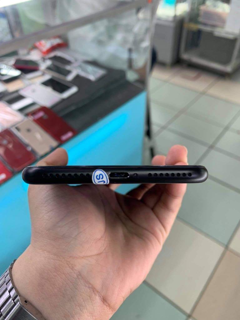 IPHONE 7PLUS 128GB FACTORY UNLOCKED (Category: iPhone 7 Series) located in Pasig City. Submitted by fairgadgetshop (Listing ID 1114378466, Image 2). Description: IPHONE 7PLUS 128GB FACTORY UNLOCKED -10/10 SMOOTH -100% LEGIT -ANY SIM CARD WILL DO -TEST ALL YOU WANT -RESET ALL YOU WANT -NO ICLOUD ACCOUNT -FINGERPRINT WORKING AVAILABLE IN DIFFERENT COLORS: ✅ROSEGOLD ✅GOLD ✅RED ✅MATTE BLACK INCLUSION: REPLACEMENT CHARGER REPLACEMENT EARPHONES BOX PM 