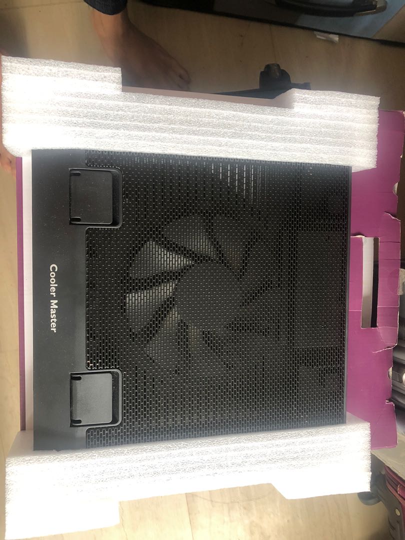 Laptop cooling pad Cooler Master, Computers & Tech, Parts & Accessories ...