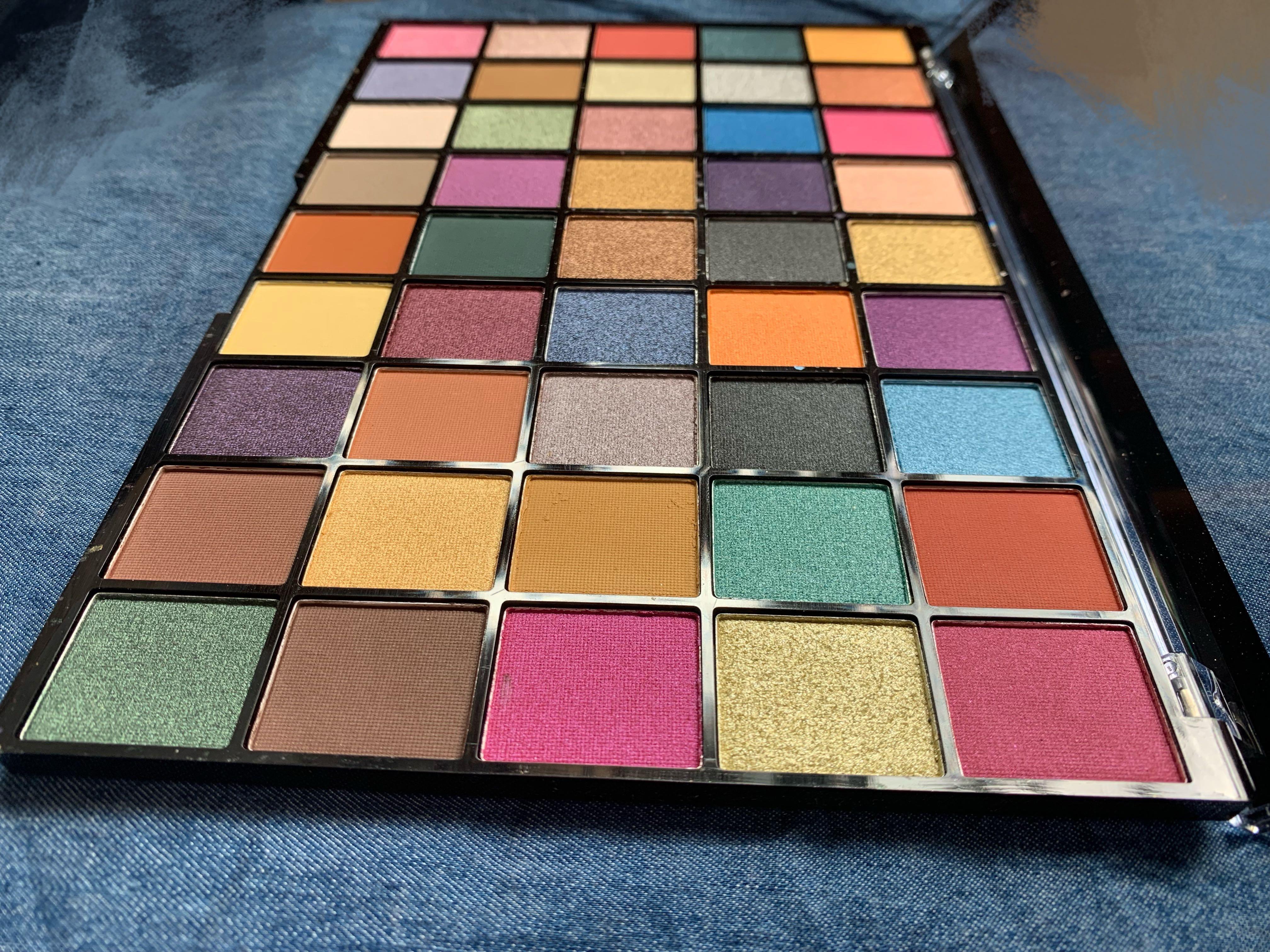 Makeup Revolution Maxi Reloaded Palette Dream Big Beauty
