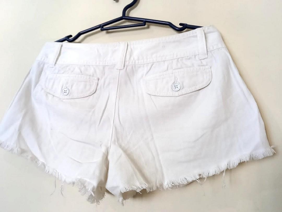Mossimo white hot sale shorts