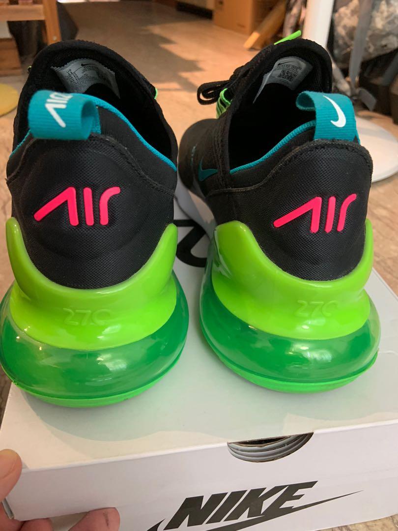 NIKE AIR MAX 270