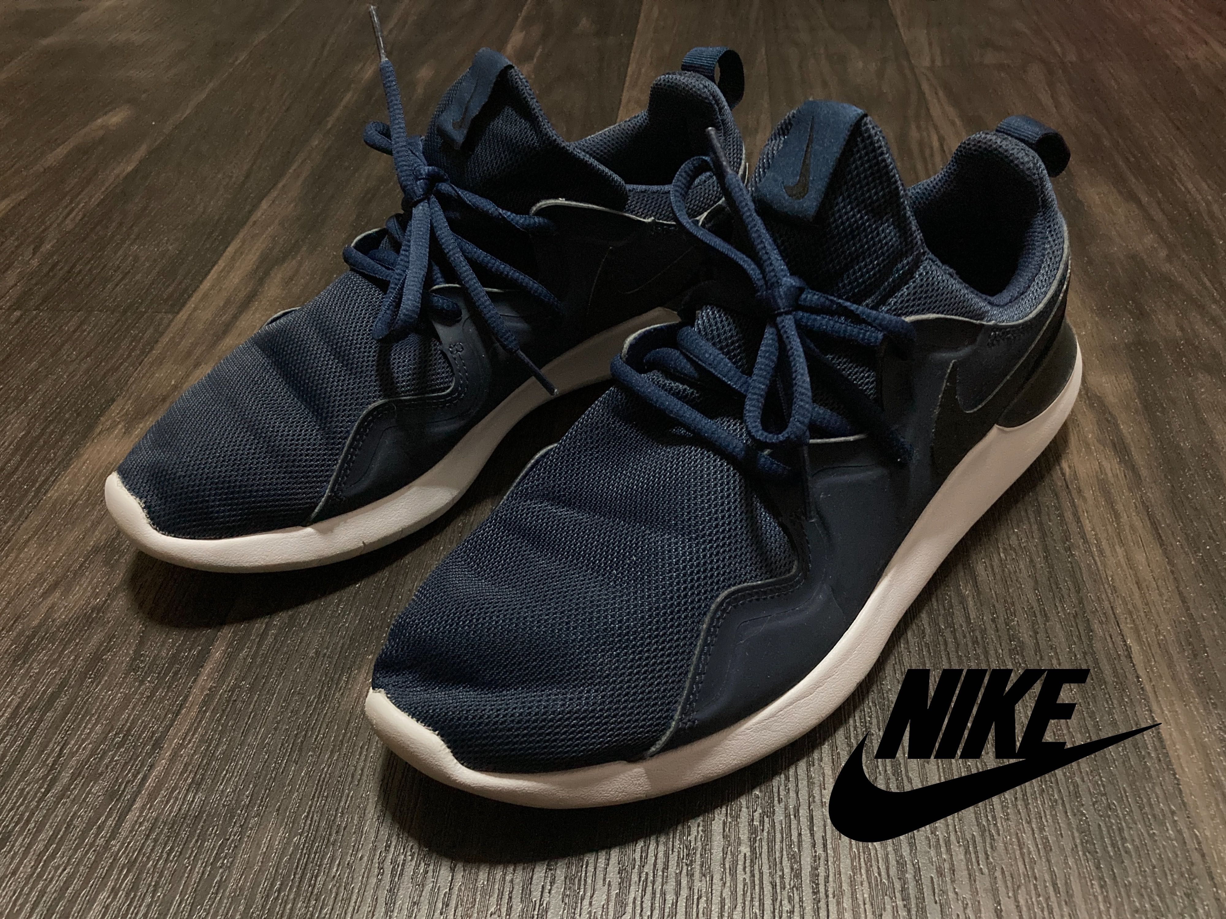 nike tessen blue