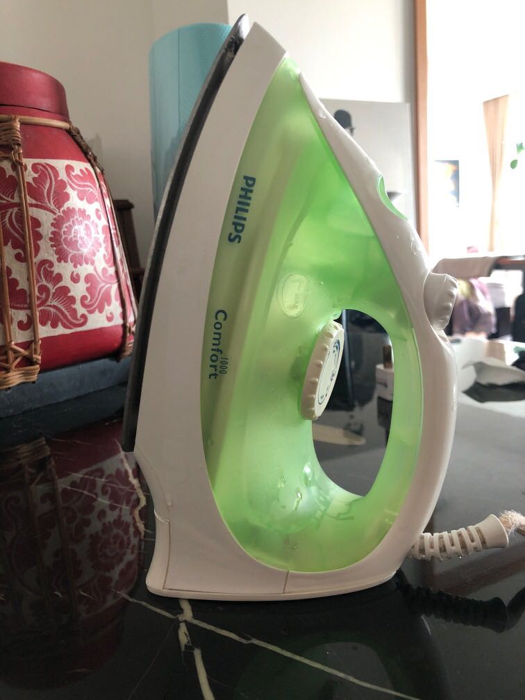 Philips Comfort 1000 steam iron, TV & Home Appliances, Washing Machines