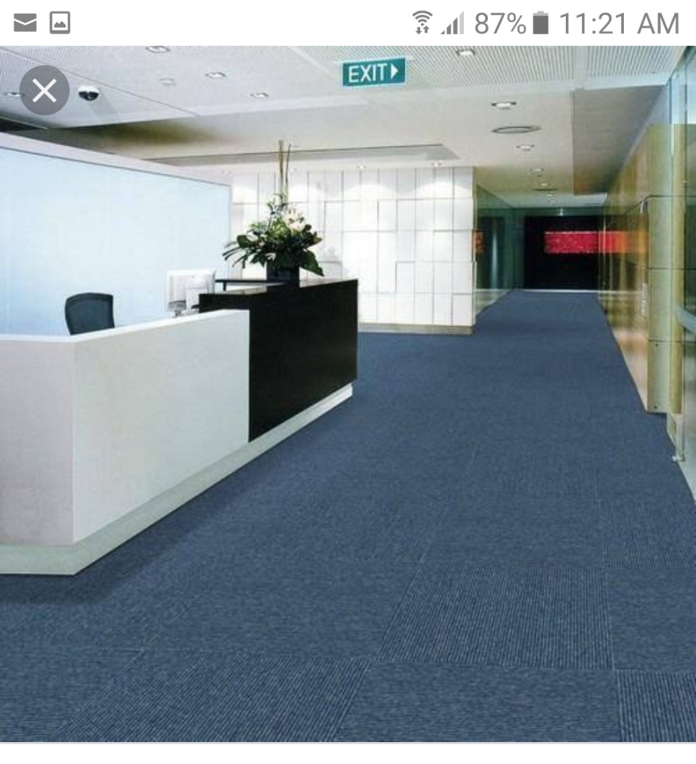 Plain roll or broadloom carpet for comercial and residential