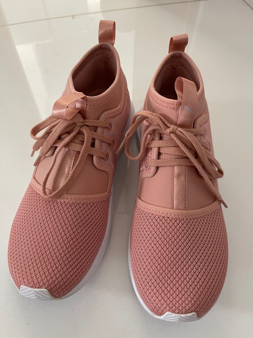 Puma sneakers pink rose gold eu39 Women s Fashion Footwear