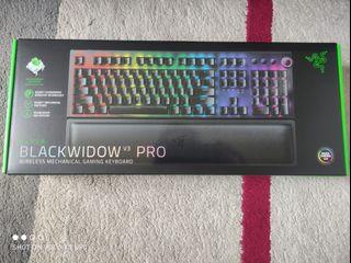 RAZER Blackwidow V3 PRO - WIRELESS + BLUETOOTH Mechanical Gaming Keyboard with Razer Chroma RGB - GREEN Clicky Switch