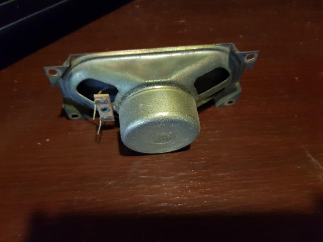 Rectangular Speakers (Category: Soundbars, Speakers & Amplifiers) located in Singapore. Submitted by super.lobang (Listing ID 1114520447, Image 3). Description: Rectangular Speaker 16 Ohm , 6W / 8W Working Condition suitable for TV speaker, Soundbar or any rectangular shape..