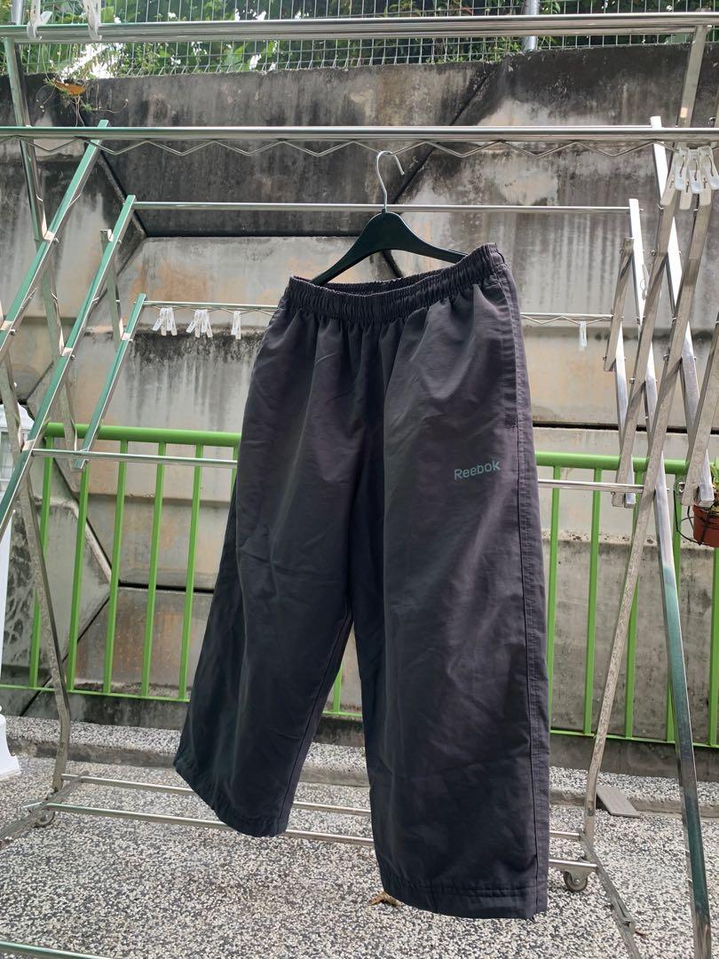 Reebok three quarter pants top