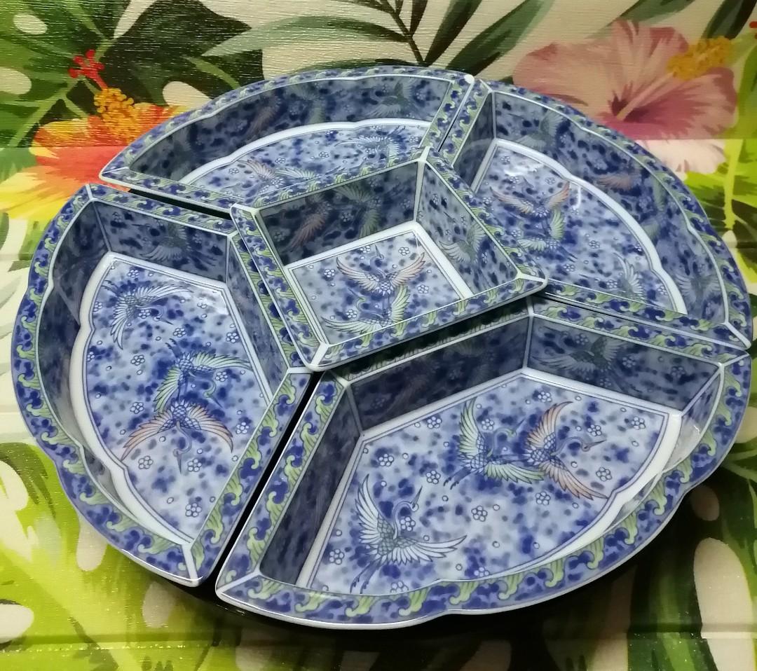 Rotating Oriental Bowl with Ceramic Division (Category: Other Kitchenware & Tableware) located in Manila. Submitted by rarefindsgallery (Listing ID 1114356396, Image 2). Description: 📌Brand New📌 🌸 Oriental Rotating Bowl w/ Ceramic Division Size: D: 15" / H: 3" *1 ceramic bowl with small chip *plastic rotating tray is with crack but still working (pls swipe pics) *AS IS Japan 🇯🇵 💸Php1,100 #rotatingbowl #ceramic #AshleyJapanSurplus #JapanSurp