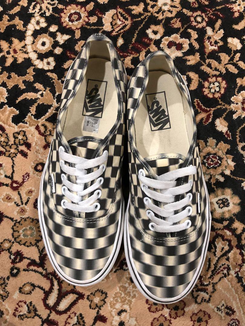 Blur check authentic vans sales