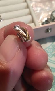 (Category: ) located in . Submitted by riellerose (Listing ID 1114704218, Image 1). Description: .
