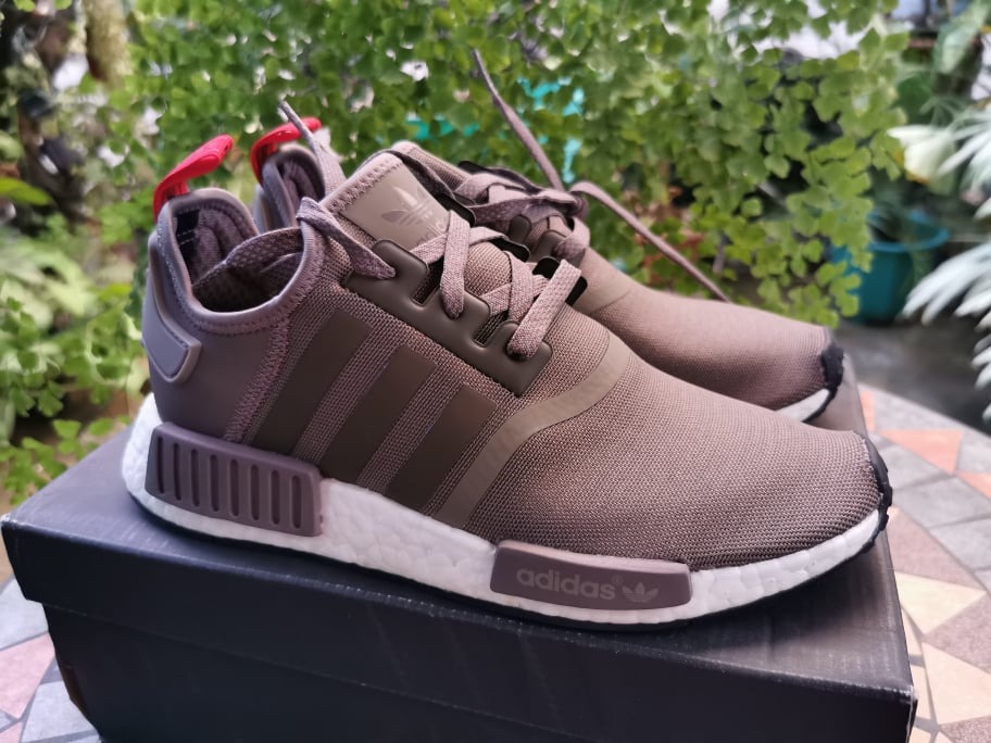 Spytte større at ringe Adidas NMD R1 Tech Earth 7.5US (7UK), Men's Fashion, Footwear, Sneakers on  Carousell
