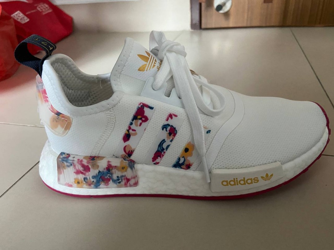 Adidas ORIGINALS NMD R1 Women White Sneaker, Women's Fashion, Footwear,  Sneakers on Carousell