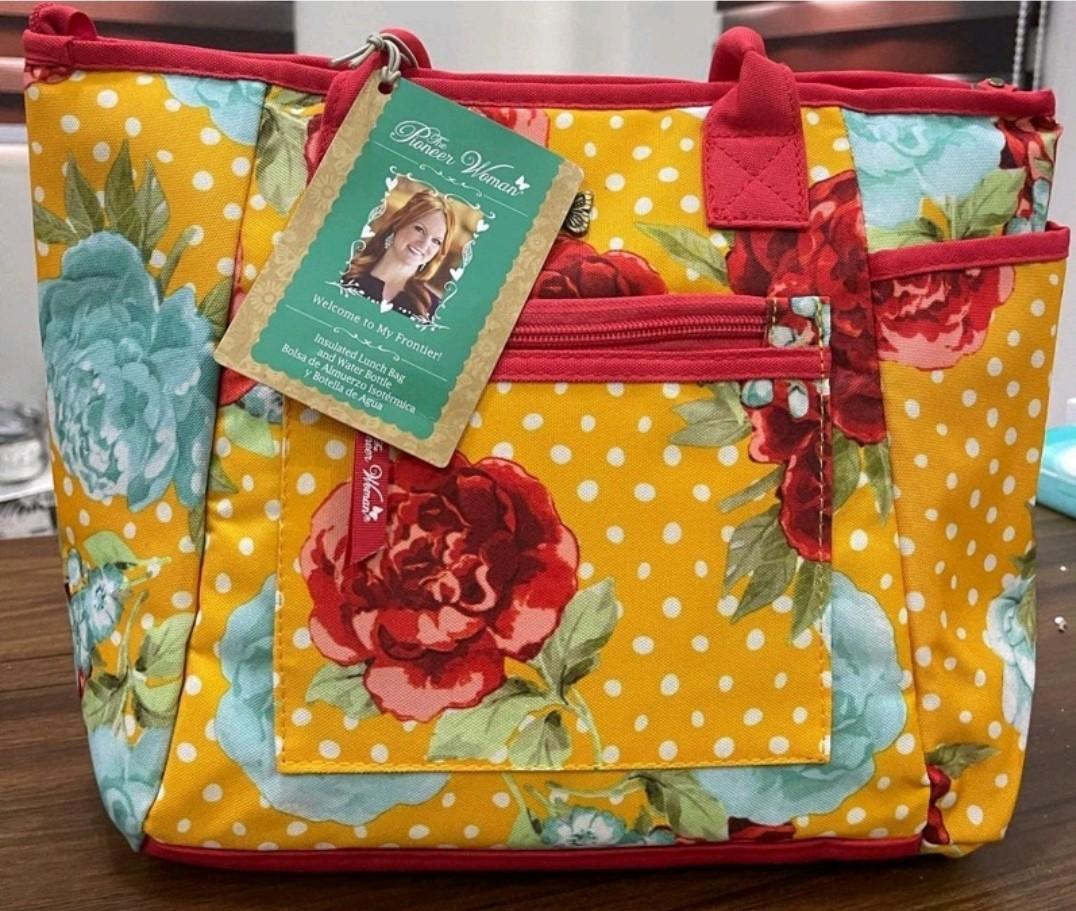 Pioneer woman shop cooler bag