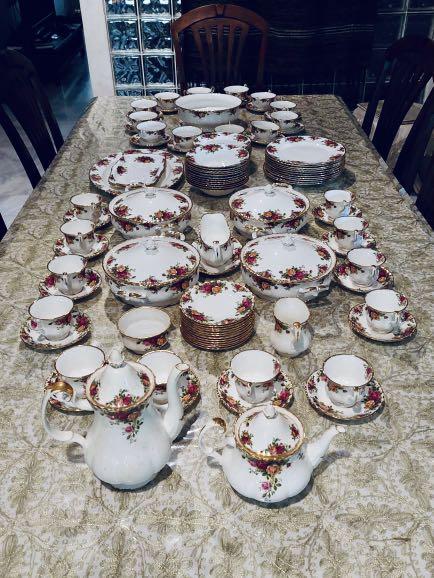 Royal Albert Old Country Roses 9 Piece Tea Set Completer