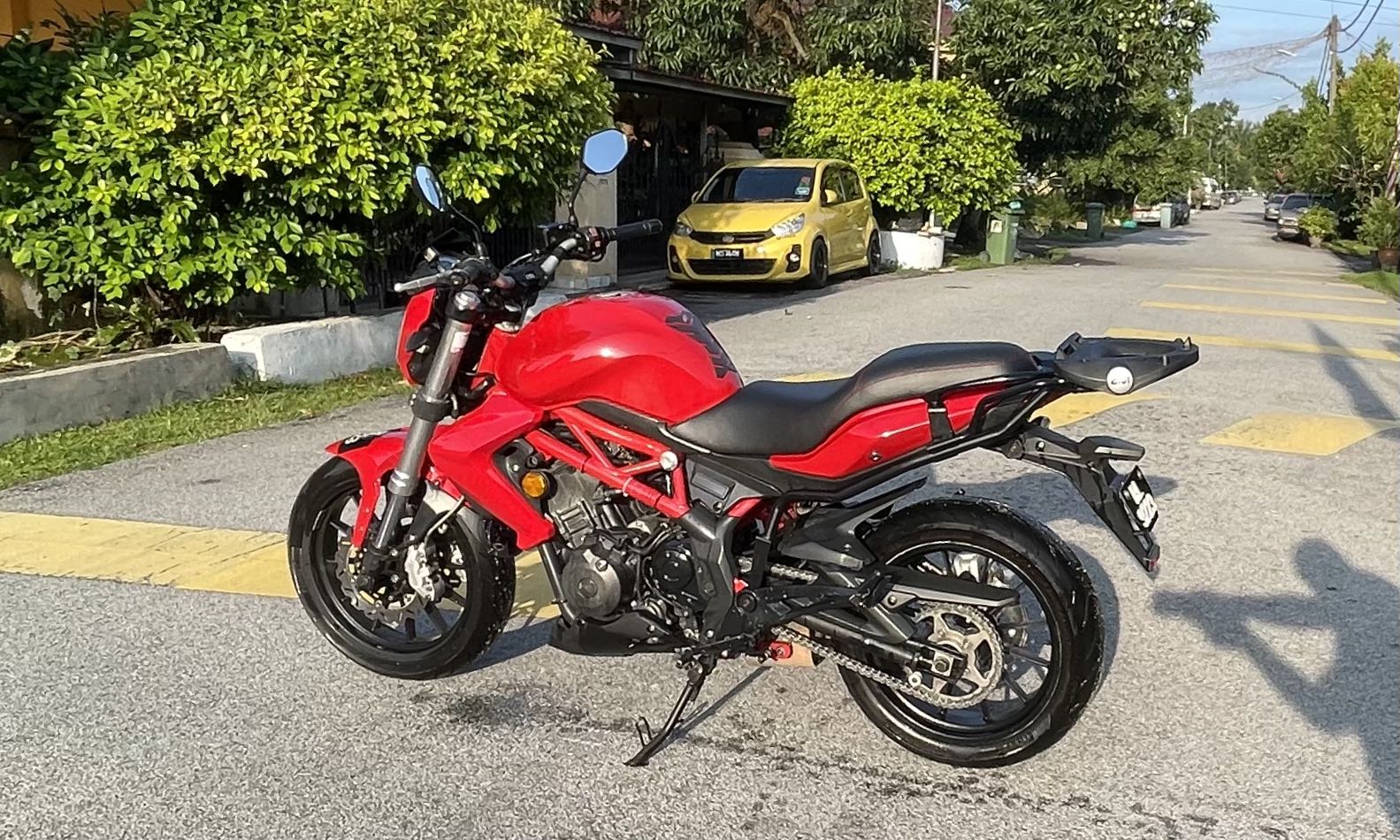Benelli 300 outlet tnt 2015