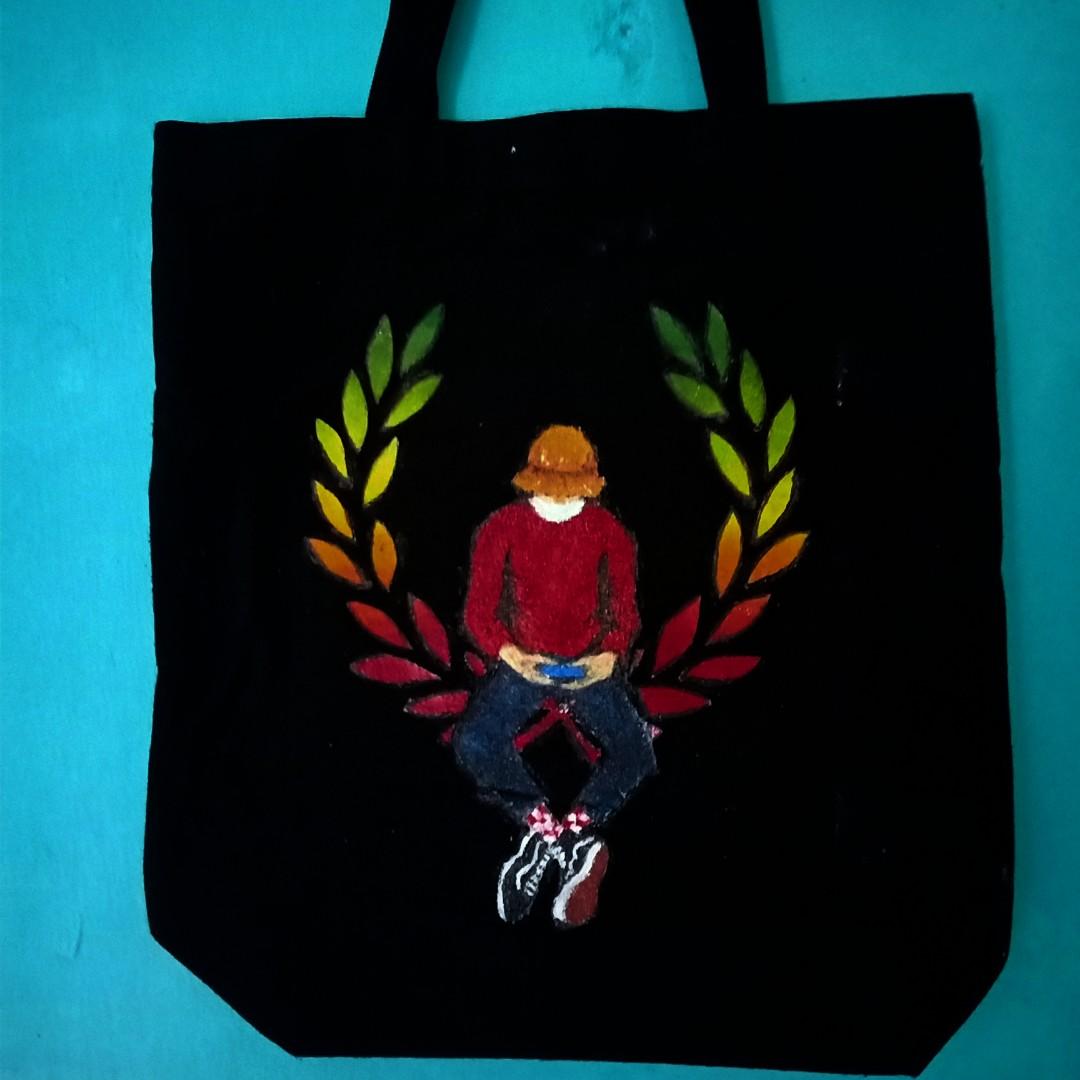 Painting on canvas bags online with acrylics