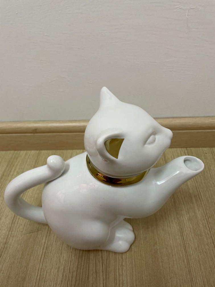 Cat Tea Pot from United Kingdom, Everything Else, Others on Carousell