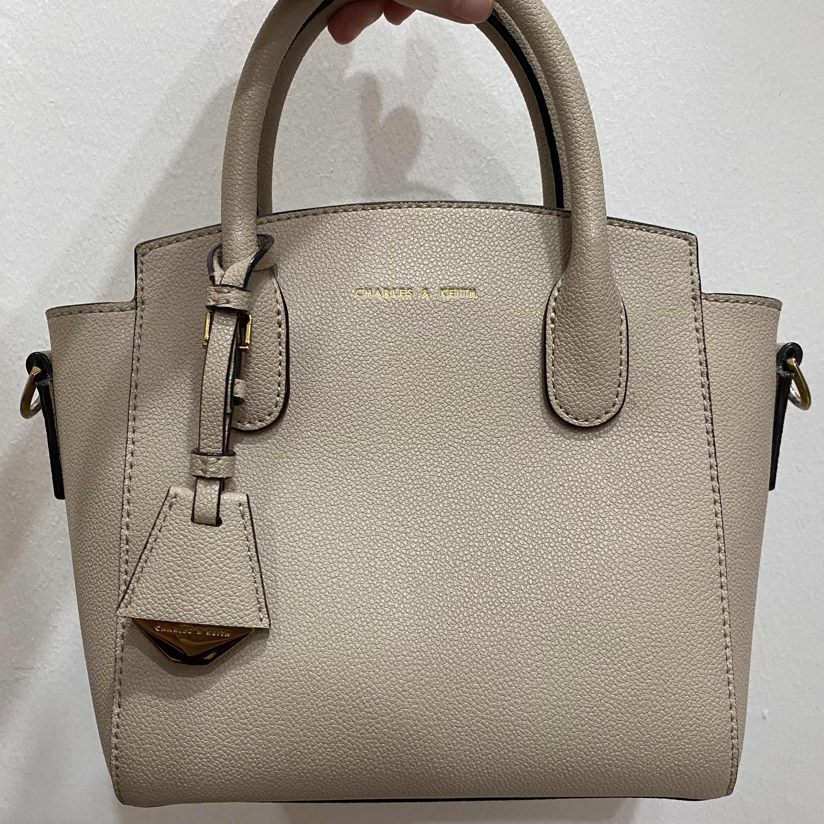 Trapeze tote bag charles & keith 2025