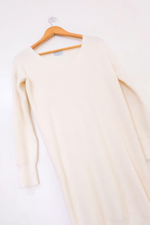 Cream Knit Sweater Dress (Category: Dresses) located in Quezon City. Submitted by amnes. (Listing ID 1114552385, Image 2). Description: Length: 34 in Sleeves: 23 in Bust: 38-40 in.