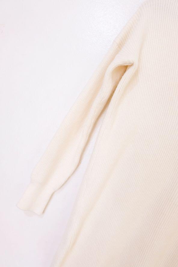 Cream Knit Sweater Dress (Category: Dresses) located in Quezon City. Submitted by amnes. (Listing ID 1114552385, Image 3). Description: Length: 34 in Sleeves: 23 in Bust: 38-40 in.