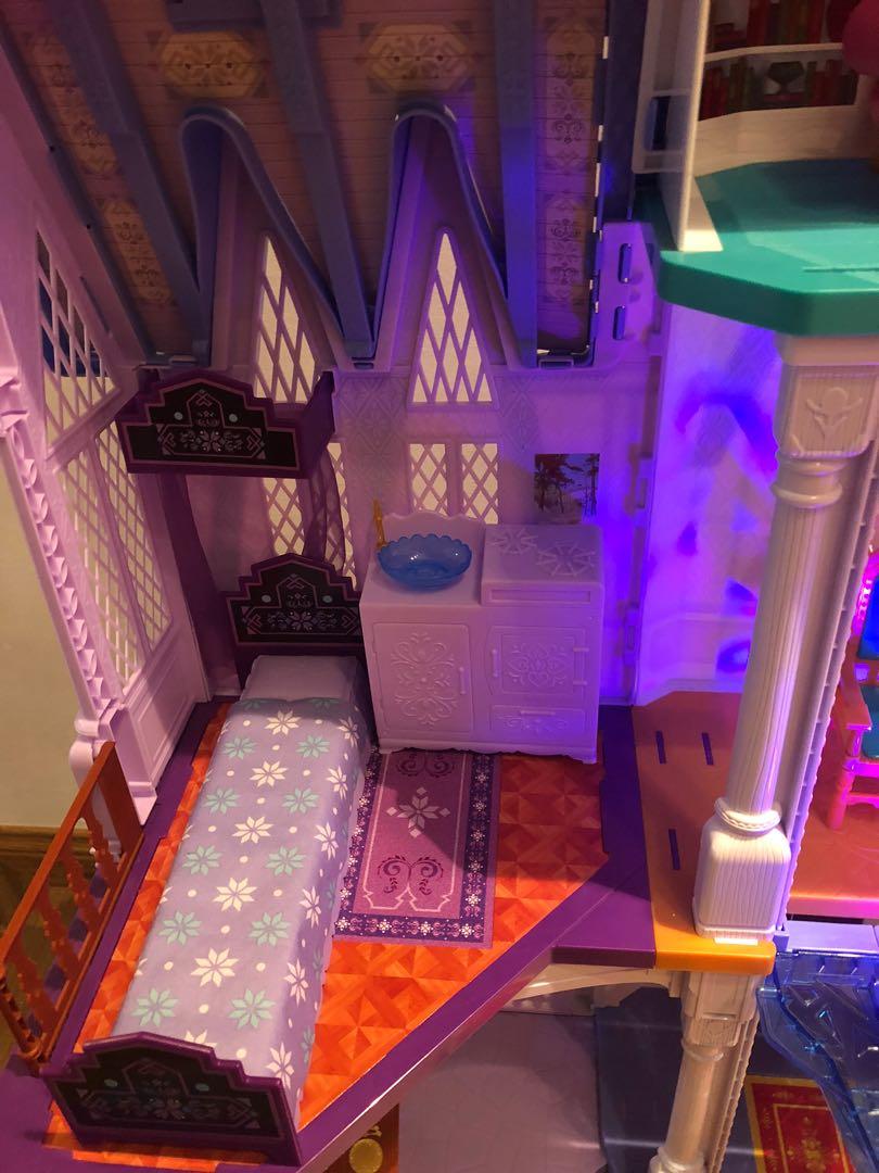 USA Original Disney Frozen Ultimate Arendelle Castle Playset Inspired