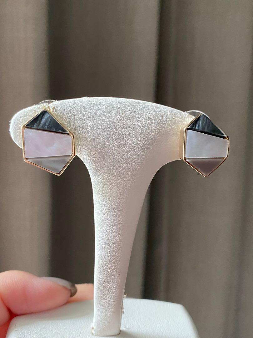 Geometric resin earrings Women s Fashion Jewelry Organisers
