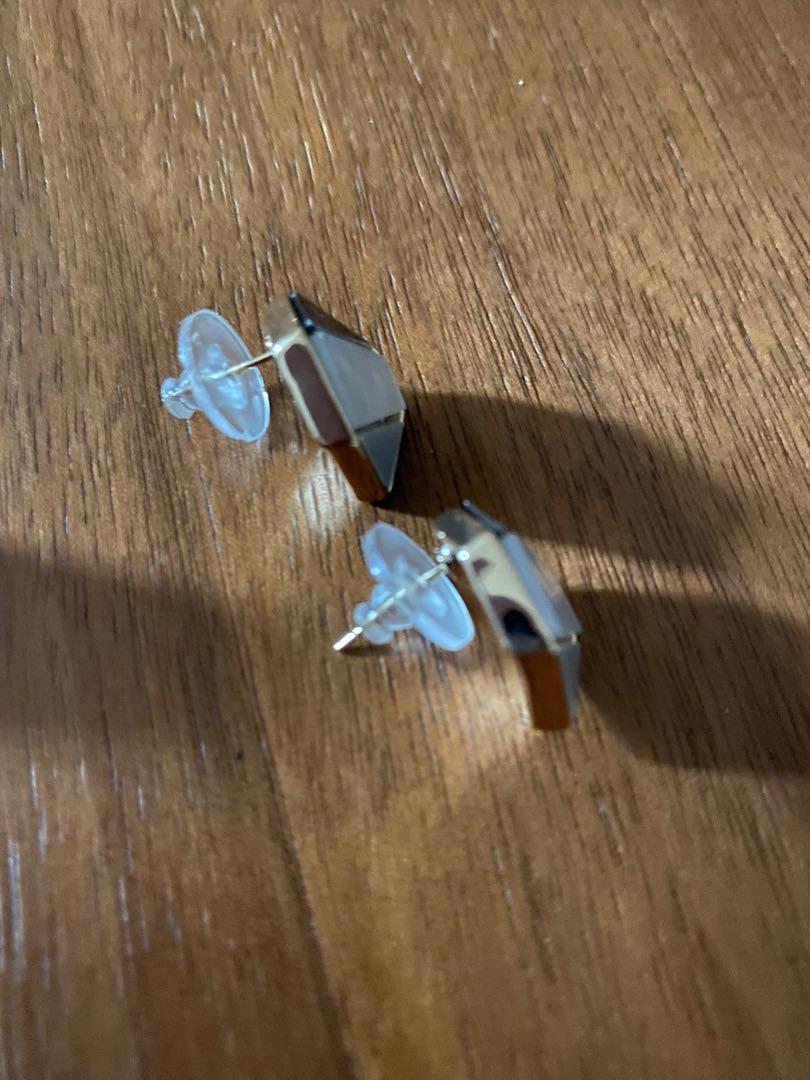 Geometric resin earrings Women s Fashion Jewelry Organisers
